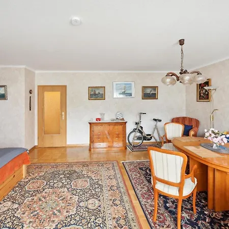 Komfortable Ferienwohnung Im Herzen Des Kurorts Mit Naehe Zum Strand Fuer Gemeinsamen Urlaub شقة بوسم