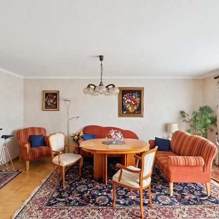 Komfortable Ferienwohnung Im Herzen Des Kurorts Mit Naehe Zum Strand Fuer Gemeinsamen Urlaub * بوسم